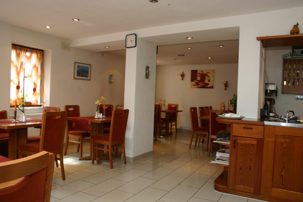Gasthaus Traube Dettingen an der Erms Екстер'єр фото